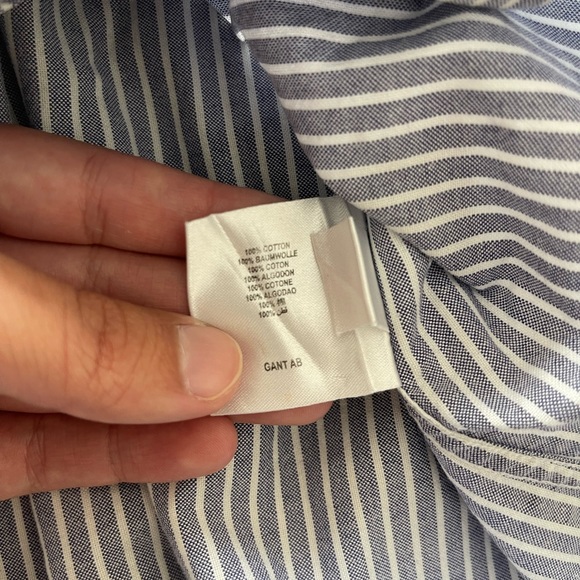 Gant light blue with white stripes long sleeve button down shirt, size XS - Picture 4 of 5